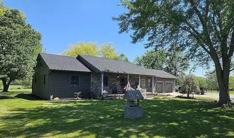 9294 State Route 207 NE, Mount Sterling, OH 43143