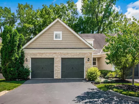 493 Westgreen Ln, Westerville, OH 43082