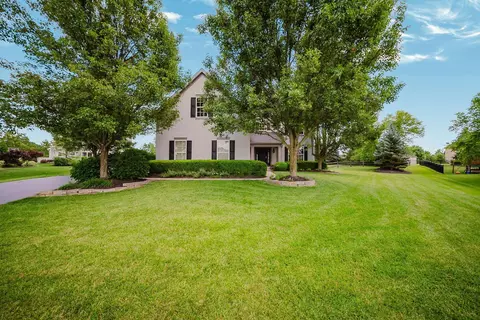 318 Trace Dr, Delaware, OH 43015