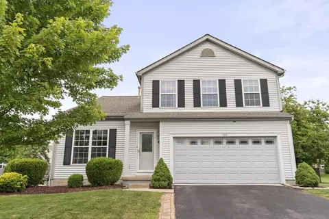 110 Lantern Chase Ct, Delaware, OH 43015