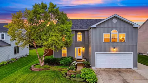 237 Cavanaugh Dr, Commercial Point, OH 43116