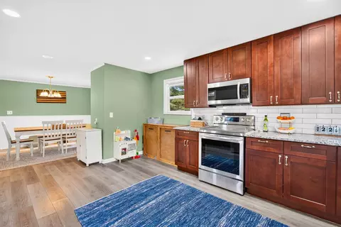 Kitchen - 147 Nicholas Dr, Circleville, OH 43113 photo 3 of 3