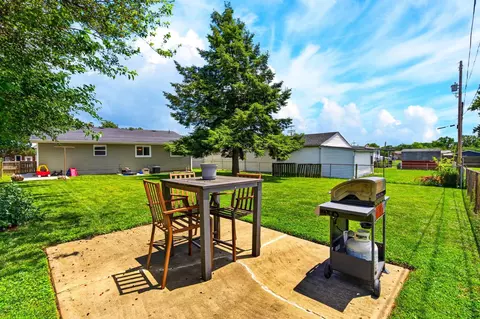 Exterior - 147 Nicholas Dr, Circleville, OH 43113 photo 6 of 8
