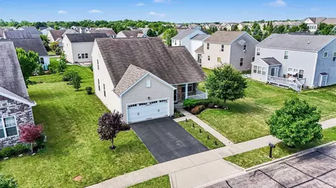 5409 Elk River Dr, Dublin, OH 43016