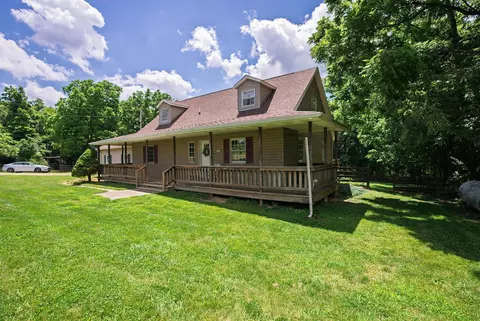 473 Davis Hill Rd, Frankfort, OH 45628