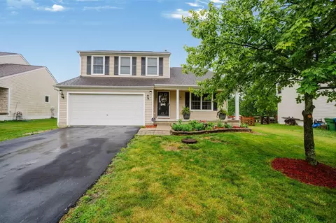 1717 Creekview Dr, Marysville, OH 43040