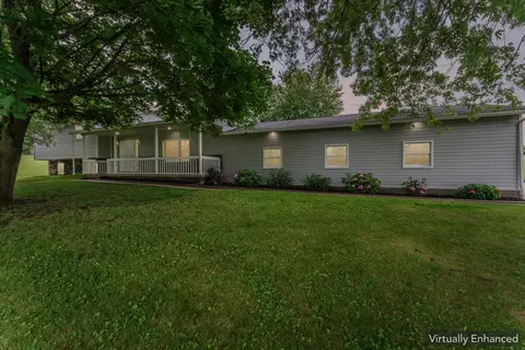 11011 Fairview Rd SE, Heath, OH 43056