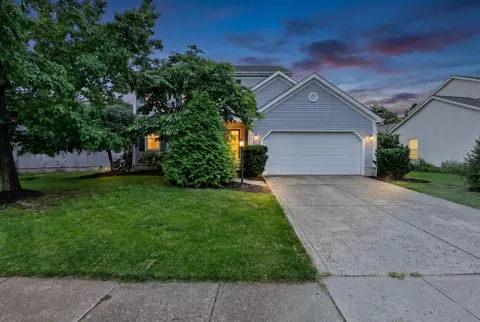 8079 Pelham Dr, Westerville, OH 43081