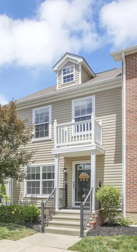 120 Gifford Rd, Columbus, OH 43235