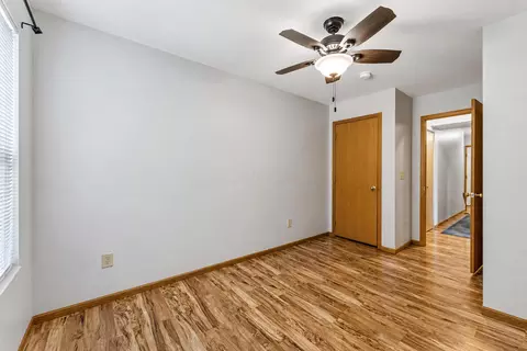 Bedroom - 47 High St, Delaware, OH 43015 photo 2 of 6