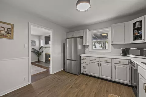 Kitchen - 237 Maple Dr, Columbus, OH 43228 photo 5 of 5