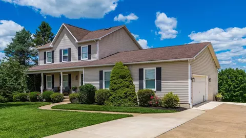 6825 Tower Ln, Nashport, OH 43830