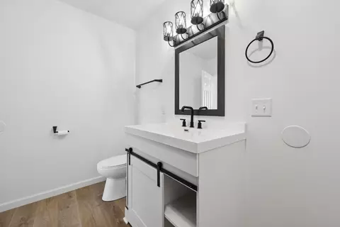 Bath - 411 E Ohio St, Circleville, OH 43113 photo 1 of 2