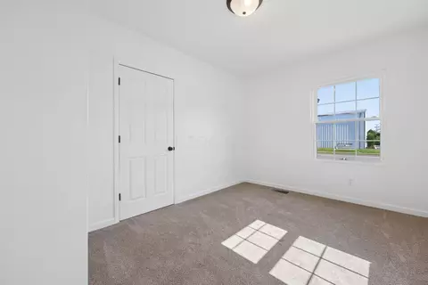 Other - 411 E Ohio St, Circleville, OH 43113 photo 11 of 14