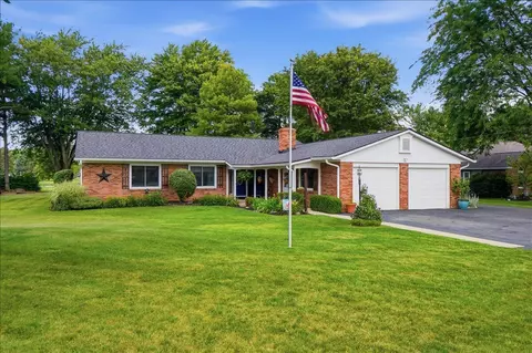 325 E High St, London, OH 43140