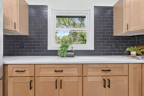 Kitchen - 218 Blacks Rd SW, Pataskala, OH 43062 photo 3 of 5