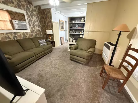 Living - 5 1st Ave, Lancaster, OH 43130 photo 2 of 4