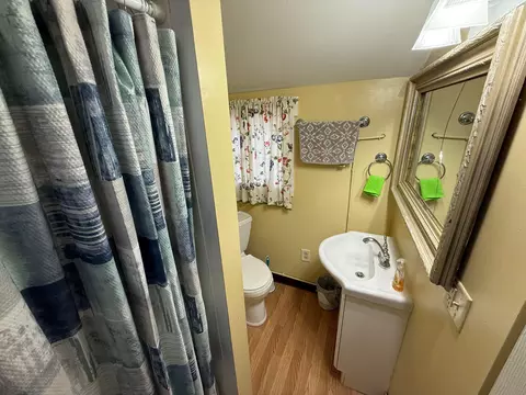 Bath - 5 1st Ave, Lancaster, OH 43130 photo 1 of 2
