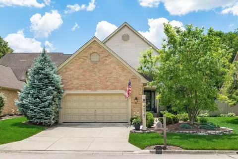 2147 Partlow Dr, Columbus, OH 43220