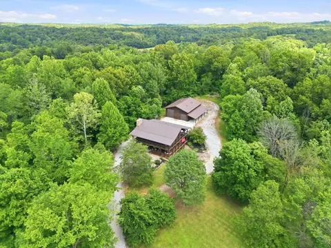 View/Area - 2611 Eckert Rd SE, Lancaster, OH 43130 photo 3 of 7