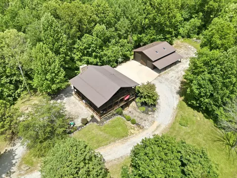 View/Area - 2611 Eckert Rd SE, Lancaster, OH 43130 photo 2 of 7