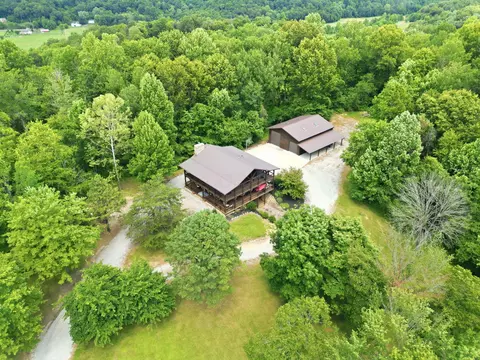 View/Area - 2611 Eckert Rd SE, Lancaster, OH 43130 photo 1 of 7