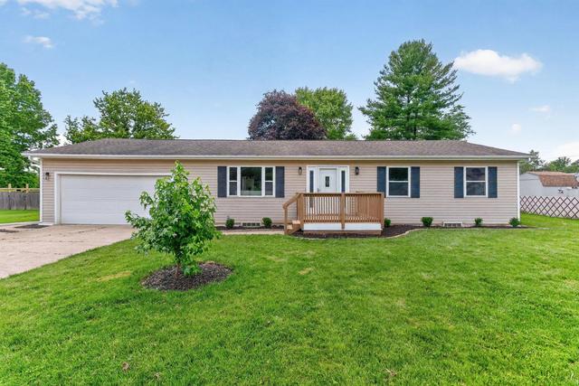 60 Daley Dr SW, Pataskala, OH 43062