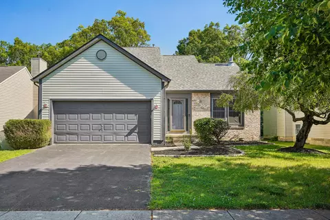 3472 Brook Spring Dr, Grove City, OH 43123