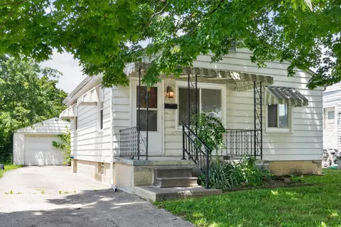 2475 Azelda St, Columbus, OH 43211