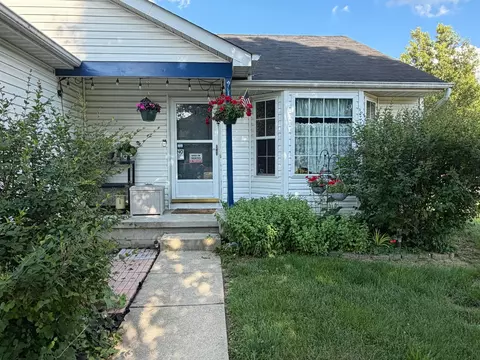 1414 Gray Meadow Dr, Columbus, OH 43223