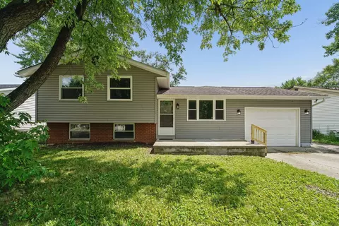3255 Winding Creek Dr, Columbus, OH 43223