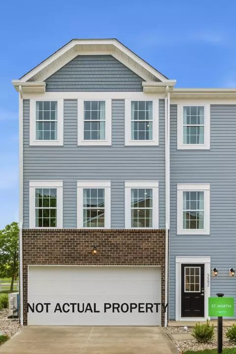 5618 Village Channel Dr, Canal Winchester, OH 43110