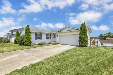 1026 Elizabeth Ave, Logan, OH 43138
