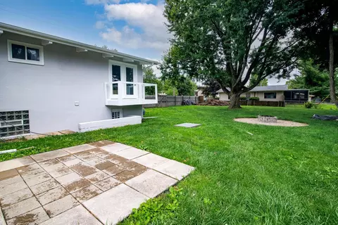 Exterior - 2905 W Case Rd, Dublin, OH 43017 photo 3 of 8