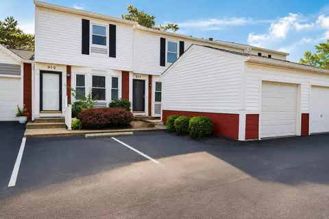 917 Annagladys Dr #Y-2, Worthington, OH 43085