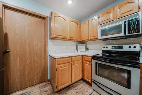 Kitchen - 1237 Dunhurst St, Circleville, OH 43113 photo 4 of 4