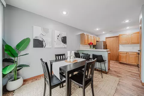 Dining - 1237 Dunhurst St, Circleville, OH 43113 photo 1 of 4
