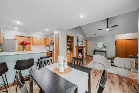 Dining - 1237 Dunhurst St, Circleville, OH 43113 photo 3 of 4