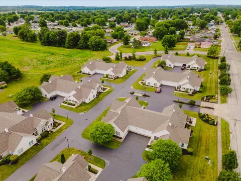 View/Area - 1237 Dunhurst St, Circleville, OH 43113 photo 2 of 4