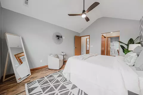 Bedroom - 1237 Dunhurst St, Circleville, OH 43113 photo 2 of 2