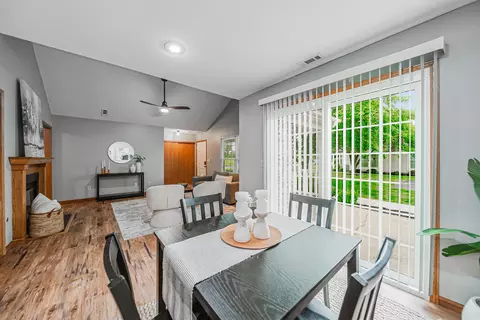 Dining - 1237 Dunhurst St, Circleville, OH 43113 photo 4 of 4