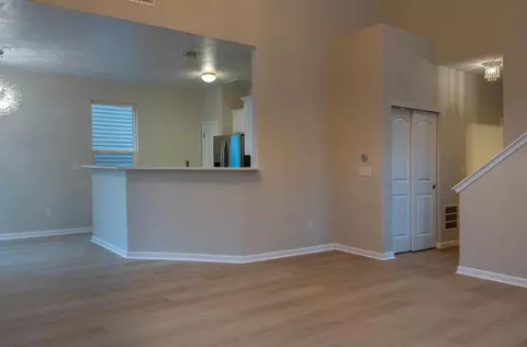 Living - 5595 Eagle River Dr, Dublin, OH 43016 photo 1 of 4