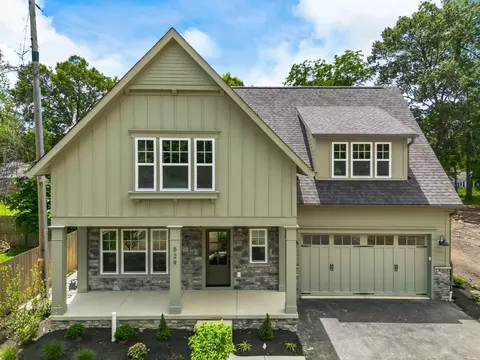 529 E Dominion Blvd, Columbus, OH 43214