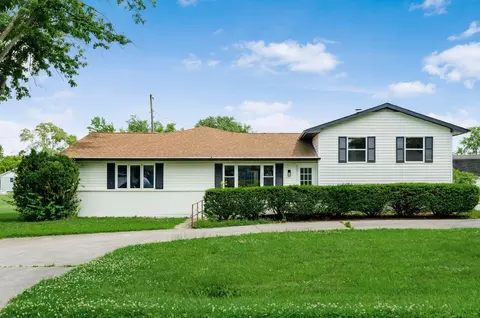 Exterior - 12635 Clark Dr, Orient, OH 43146 photo 3 of 13