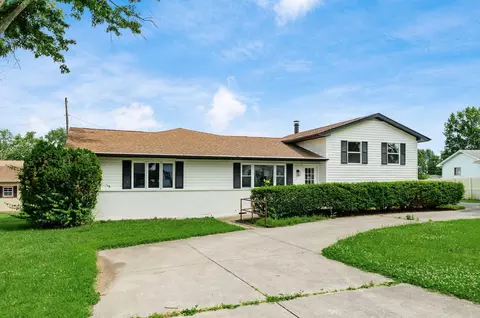 Exterior - 12635 Clark Dr, Orient, OH 43146 photo 2 of 13