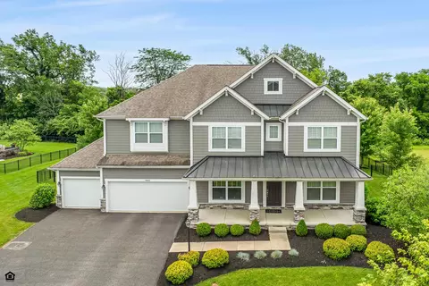 7869 Bachman Dr, Powell, OH 43065