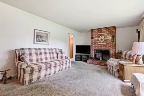 Living - 3059 Troehler Rd, Springfield, OH 45505 photo 2 of 4