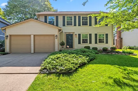 6900 Pine Bark Ln, Columbus, OH 43235