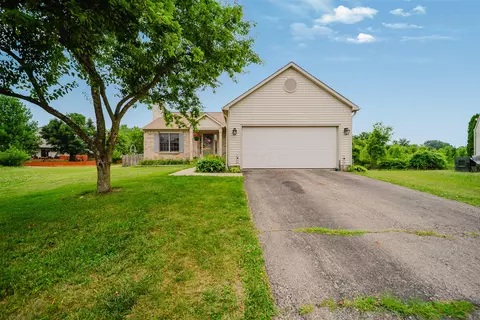 7393 Winchester Cathedral Ct, Canal Winchester, OH 43110