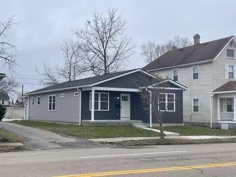 619 E Market St, Washington Court House, OH 43160